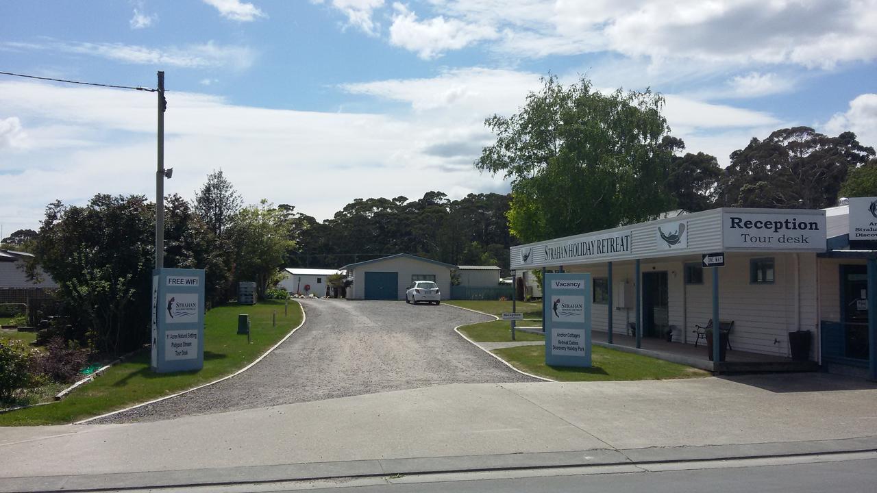 Strahan Retreat Holiday Park Extérieur photo