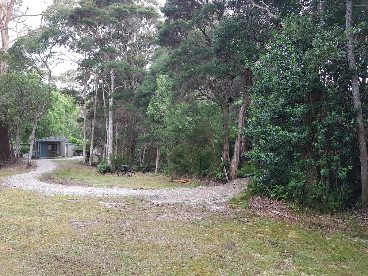 Strahan Retreat Holiday Park Extérieur photo